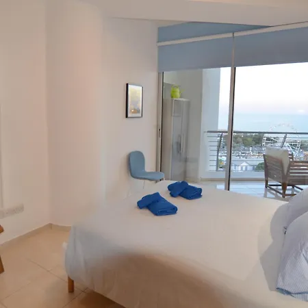 Awesome Sea & Marina View Center 1 Bdr Flat Apartman